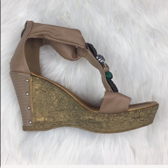 Spring Step Wedges size 9 - Picture 5 of 7